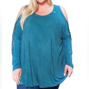 NWOT Love Fire LS Cold Shoulder Top